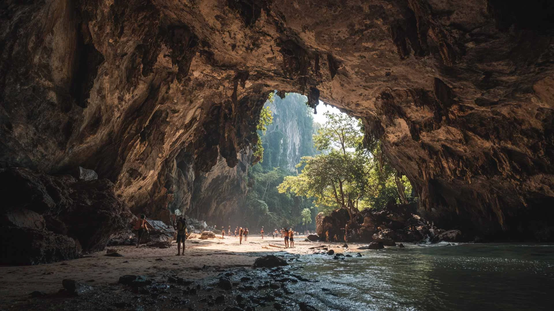 Exploring caves - Koh Phi Phi activities